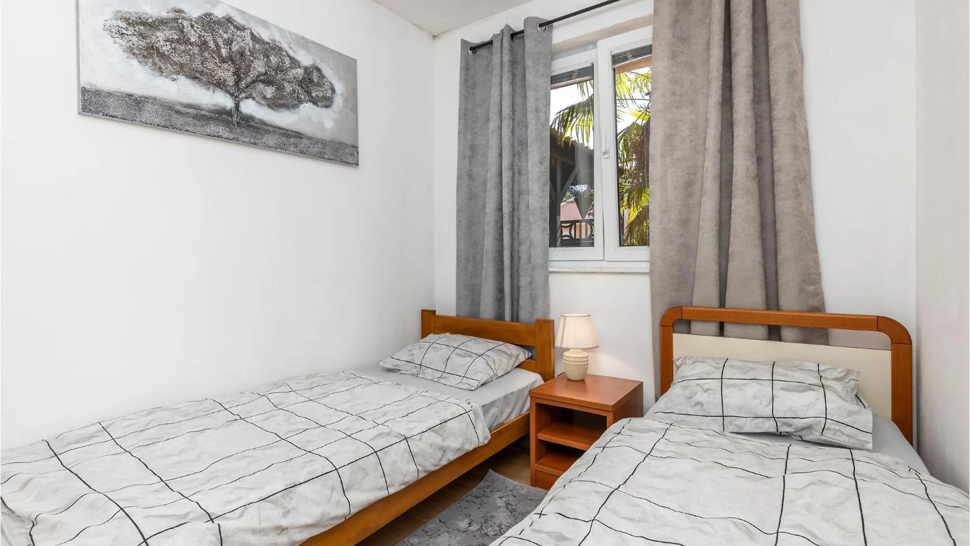 Stunning Apartment In Spincici With Wifi Jusici Croatia